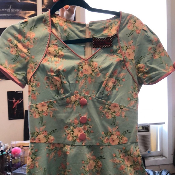 1940’s reproduction vintage floral dress! - Picture 8 of 8